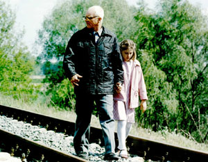 Malcolm McDowell in Evilenko di David Grieco