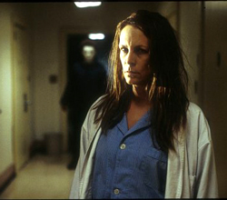 Jamie Lee Curtis in HALLOWEEN RESURRECTION